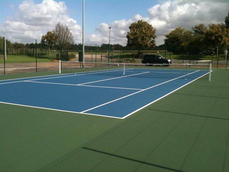 Terrain de tennis